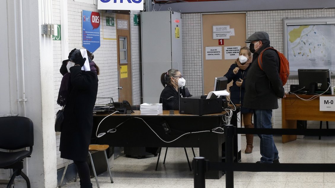 Minsal informa disminución de virus respiratorios, pero llama a 