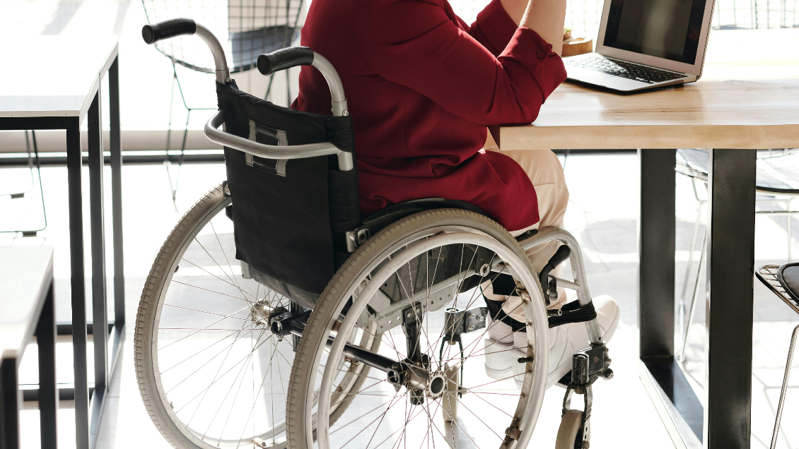 Consultor por ley de inclusión: Es insólito que si no cumples con la contratación solo pagas