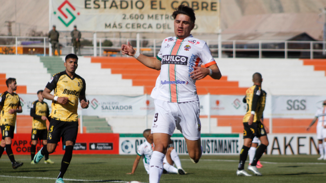   Diego Coelho estará alejado de la canchas por un tiempo prolongado 