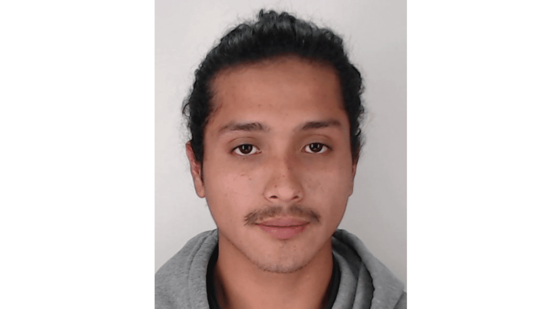 Fiscalía emitió alerta roja internacional contra prófugo por triple crimen de carabineros