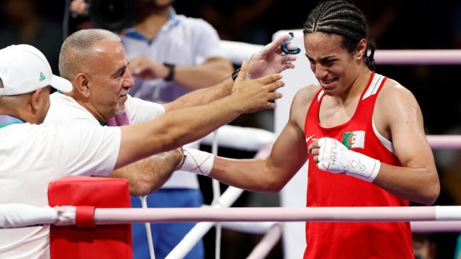   Imane Khelif avanzó a semifinales, aseguró medalla y se retiró entre lágrimas 