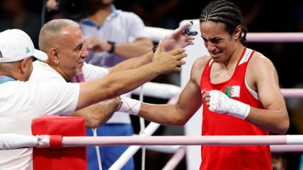   Imane Khelif avanzó a semifinales, aseguró medalla y se retiró entre lágrimas 