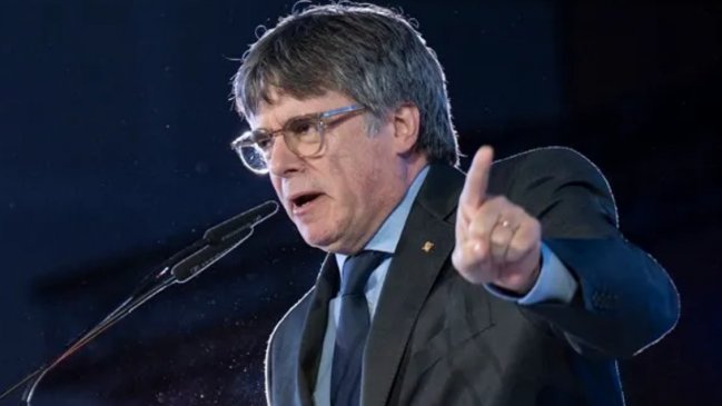   Puigdemont emprendió su 