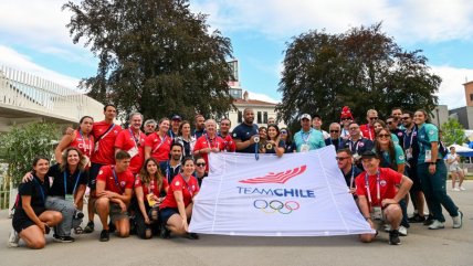   Francisca Crovetto y Yasmani Acosta fueron homenajeados por sus pares del Team Chile 