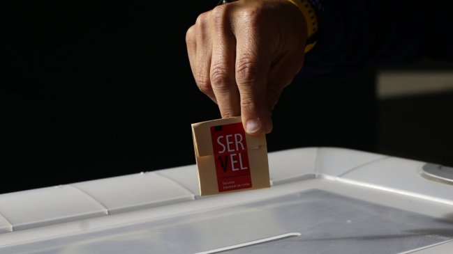 Republicanos descarta bajar más candidatos y Chile Vamos pide 