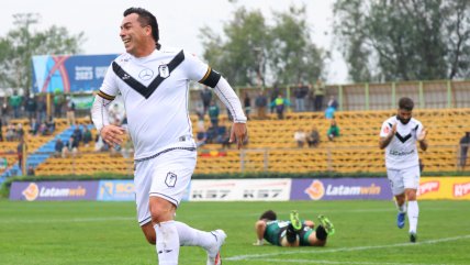   [VIDEO] El gol de Esteban Paredes en su vuelta oficial a las canchas 