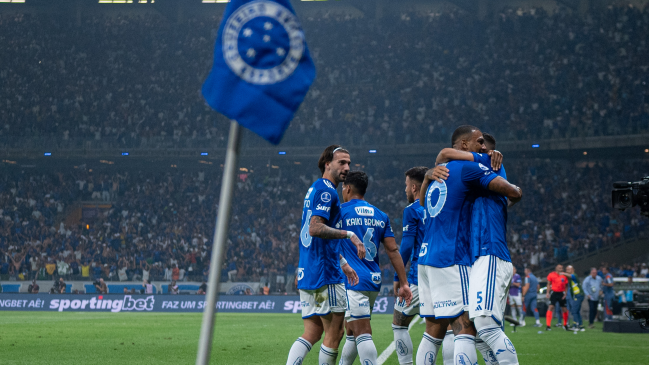   Cruzeiro eliminó en los penales a Boca Juniors de Gary Medel en la Copa Sudamericana 