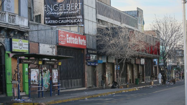 Carabinero falleció tras tiroteo en las afueras del Teatro Caupolicán
