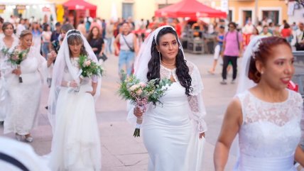   Matrimonio masivo: 18 parejas se casaron a la vez en España 