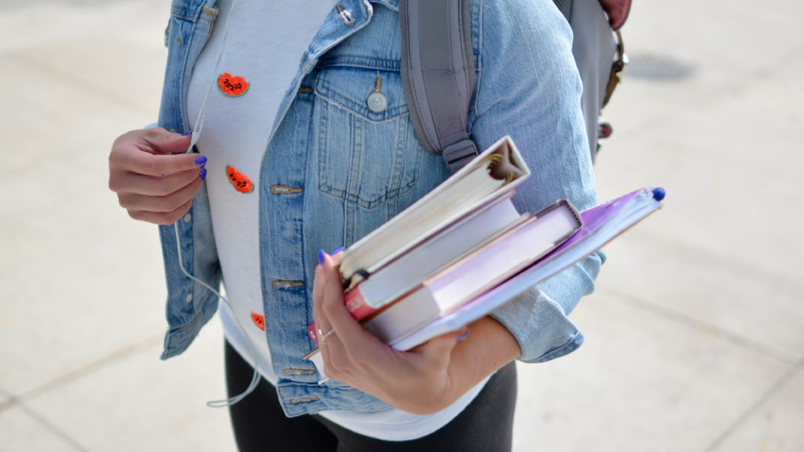 Chile, el país OCDE donde ser universitario sube más los ingresos