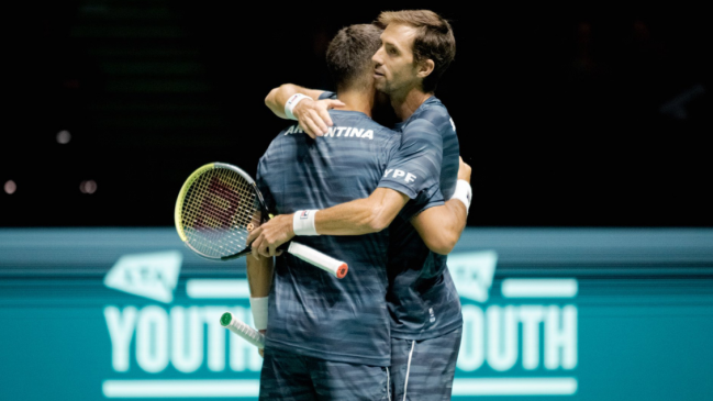   Argentina batió a Finlandia en dobles y selló su pase a la fase final de la Copa Davis 