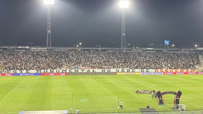   Barra de Colo Colo dedicó provocativo lienzo a River: 