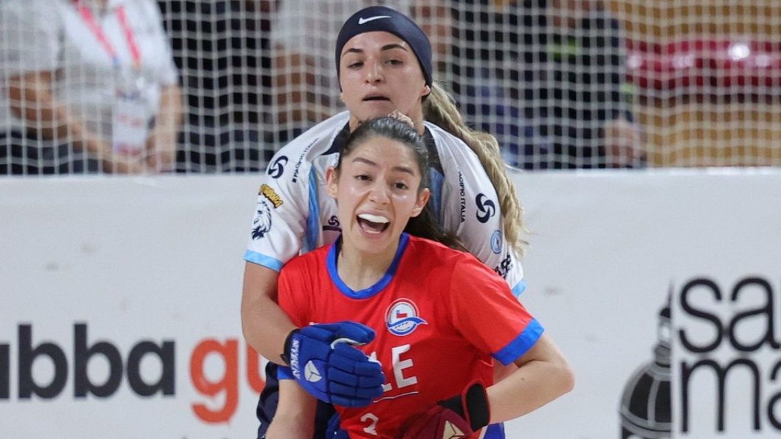 Chile cayó goleado ante Argentina en los cuartos de final del Mundial Femenino de Hockey sobre Patín Chile cayó goleado ante Argentina en los cuartos de final del Mundial Femenino de Hockey sobre Patín