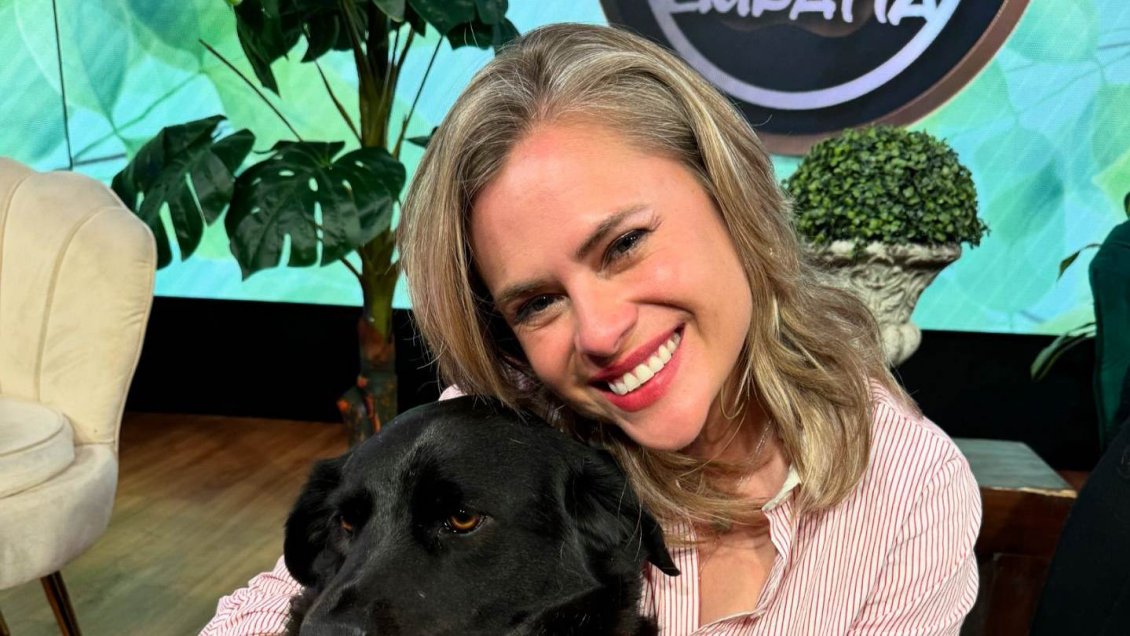 Eliana Albasetti armó una fonda vegana en su santuario animal y abrazaron vacas Eliana Albasetti armó una fonda vegana en su santuario animal y abrazaron vacas