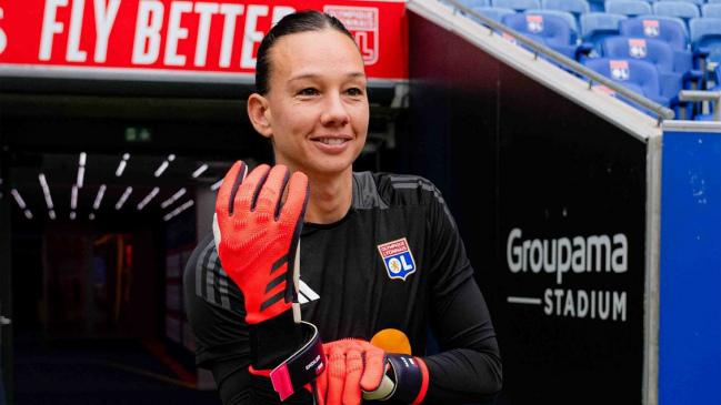 Champions: Lyon contó con Endler en debut triunfal ante Galatasaray