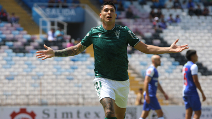   Santiago Wanderers venció a Deportes Antofagasta y se metió en puestos de liguilla 