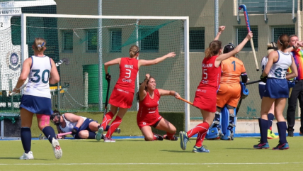   Las Diablas +40 golearon a Escocia en el Mundial Masters de Hockey Césped 