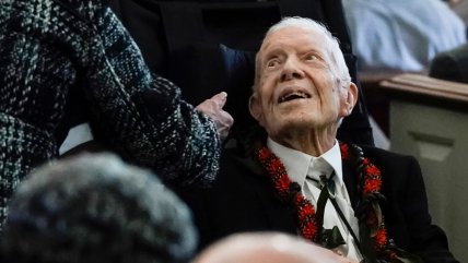   A los 100 años, Jimmy Carter cumplió uno de sus anhelos: votar por Kamala Harris 