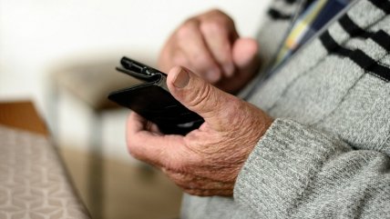   Un tercio de las personas mayores ha sido víctima de fraudes digitales 