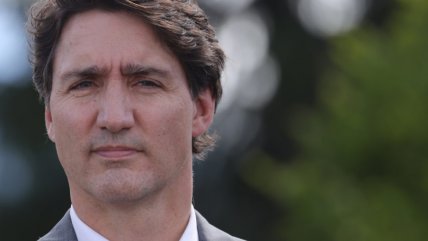   Crisis en Ottawa: 24 diputados oficialistas piden la renuncia de Trudeau 