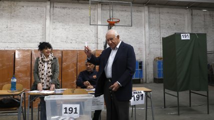  Expresidente Ricardo Lagos no votará en estas elecciones por enfermedad  