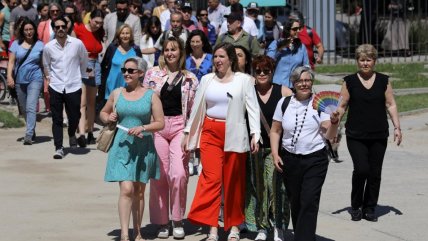   En Santiago, Valparaíso y Viña: Candidatos llegaron a votar en el segundo día de elecciones 