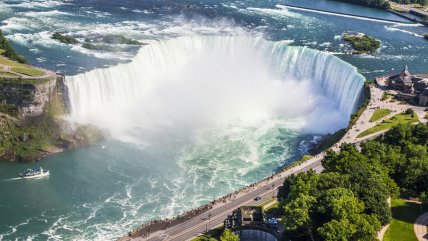  Mujer se lanzó junto a sus dos hijos a las cataratas del Niágara  