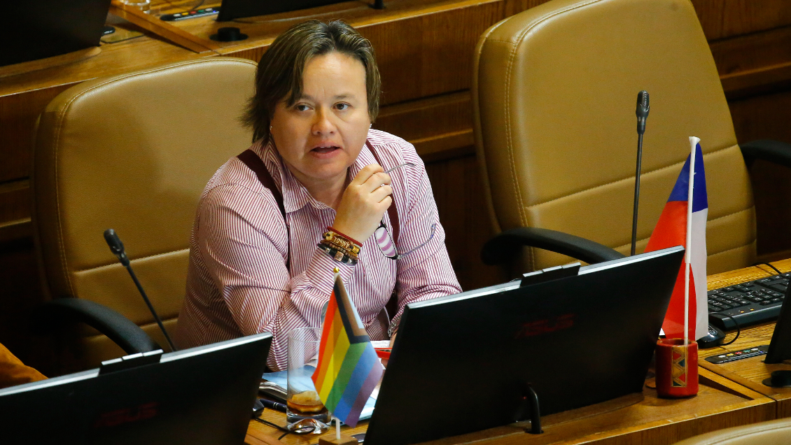 Diputada Riquelme renunció al Frente Amplio tras denuncia por abuso sexual