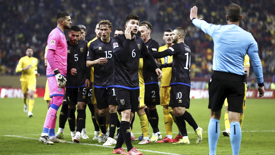 [VIDEO] Escándalo: Selección de Kosovo abandonó duelo con Rumania tras gritos de 
