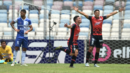   Limache selló su paso a semifinales de la liguilla con goleada a Antofagasta 