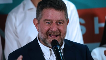   Frei da su respaldo a Claudio Orrego: 