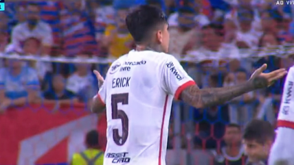   [VIDEO] Erick Pulgar fue expulsado en empate de Flamengo y Fortaleza 