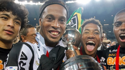   Ronaldinho envió su apoyo a Atlético Mineiro para la final de Copa Libertadores 