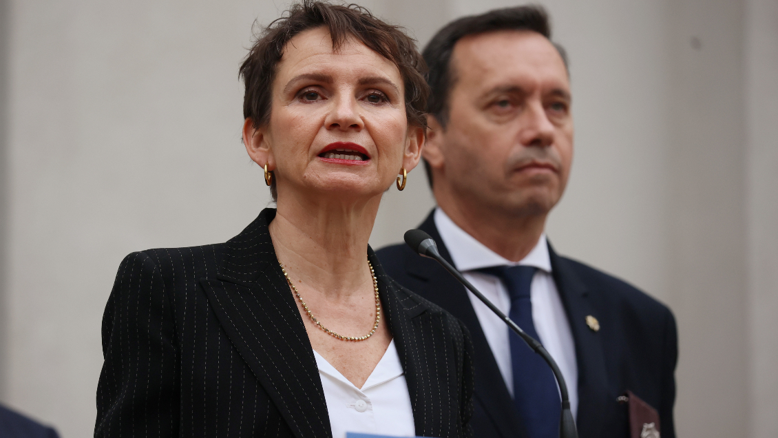 Tohá sale al paso ante supuesta renuncia 