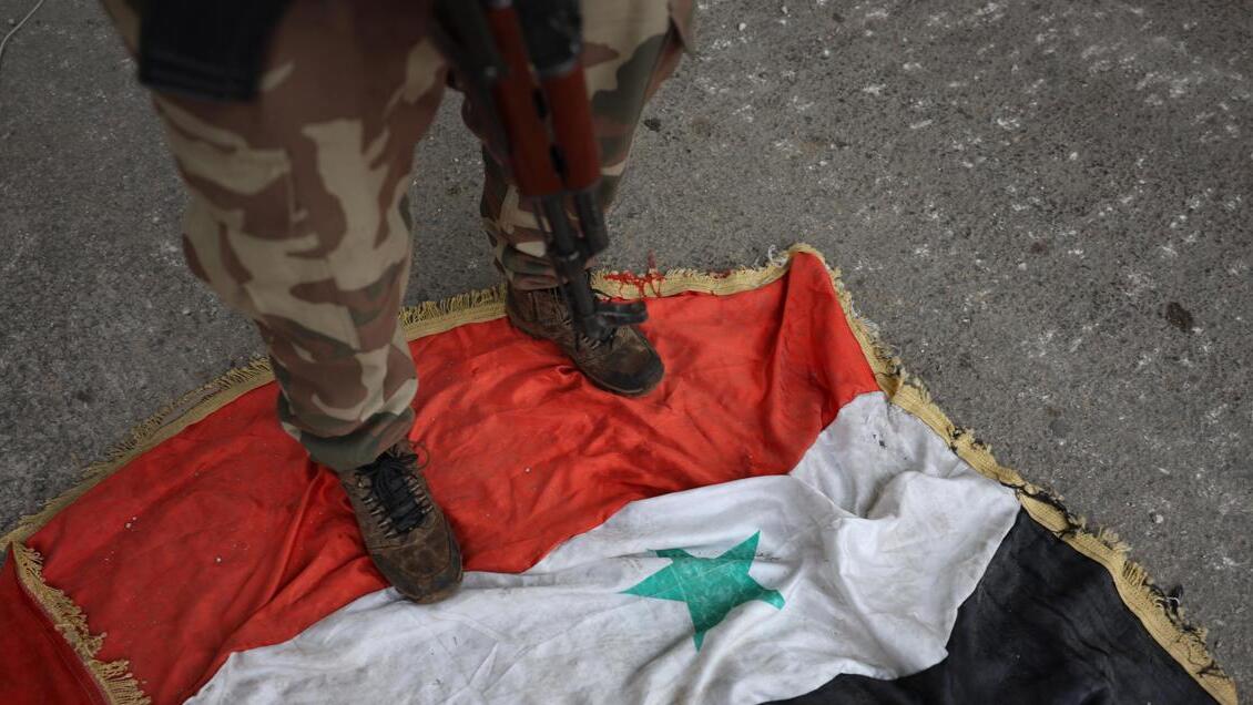 Insurgentes sirios anuncian su entrada en Damasco y la declaran 