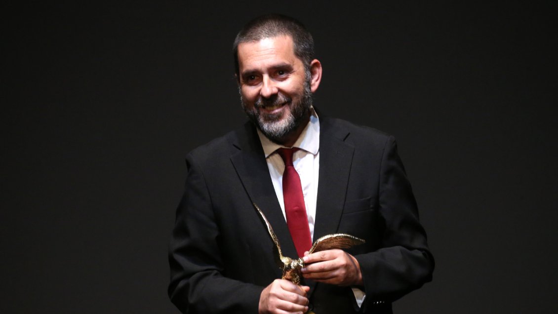 Cristián Arcos recibió el Premio Nacional de Periodismo Deportivo 2024 Cristián Arcos recibió el Premio Nacional de Periodismo Deportivo 2024