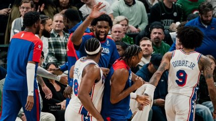   Los 76ers asaltaron el TD Garden de Boston en Navidad 