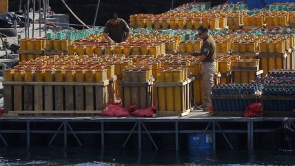   Todos los ojos puestos en las plataformas que lanzarán los fuegos artificiales en Viña y Valparaíso 