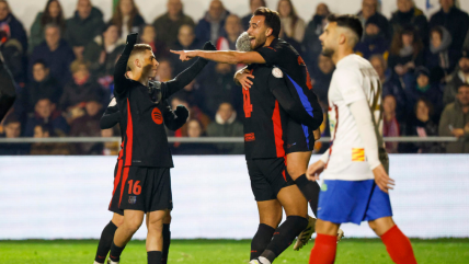   FC Barcelona goleó a UD Barbastro y avanzó a los octavos de final de la Copa del Rey 