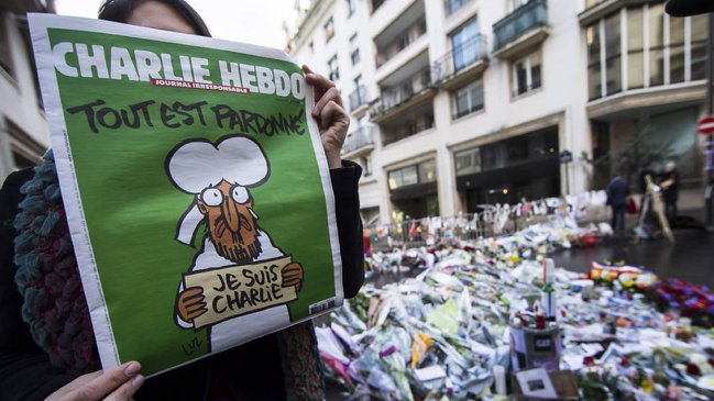 A 10 años del ataque terrorista, Charlie Hebdo sigue 