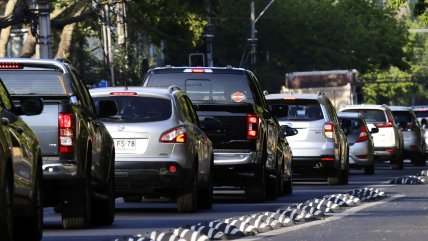   Débil crecimiento y panorama internacional afectan ventas de autos en Chile 