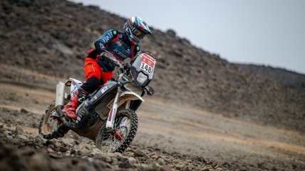   Tomás de Gavardo cumplió primera parte del Dakar entre los 48 mejores 