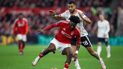   Liverpool empató ante Nottingham Forest y sigue firme como líder de la Premier League 