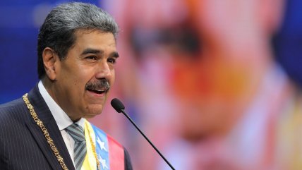  Maduro anuncia un nuevo ministerio, un satélite con China y una reforma constitucional  