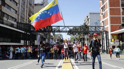   Dictadura invita a los venezolanos a regresar: 