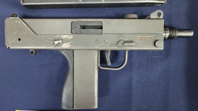 PDI recupera especies robadas a una escuela e incauta subametralladora