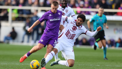   Torino de Maripán se repuso de una expulsión y repartió puntos con Fiorentina 