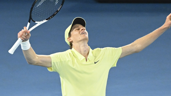 Sinner batió a Zverev y conquistó el bicampeonato en el Abierto de Australia