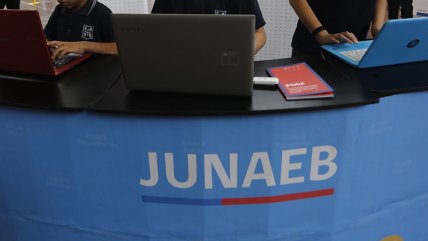   Contraloría presentó reparos a Junaeb por millonario pago e ínfima entrega de raciones 