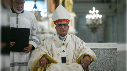   Cardenal Chomalí pide al nuevo rector de la UC ser 